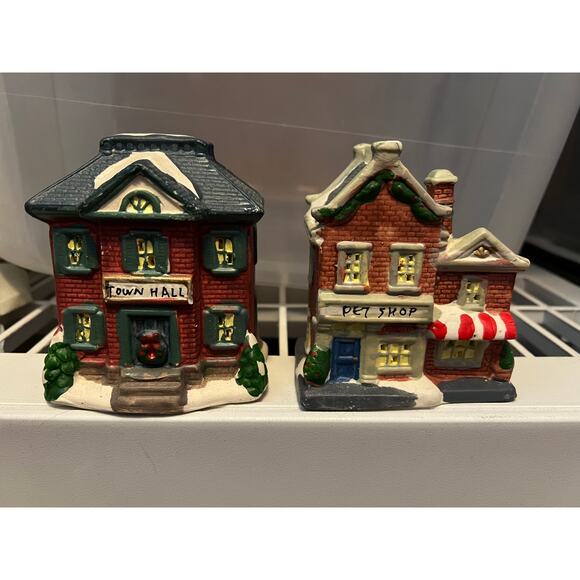 Greenbrier INT'L Christmas Houses/Buildings NO LIGHTS BLDGS ONLY Set Of Ten (10) - Picture 8 of 13